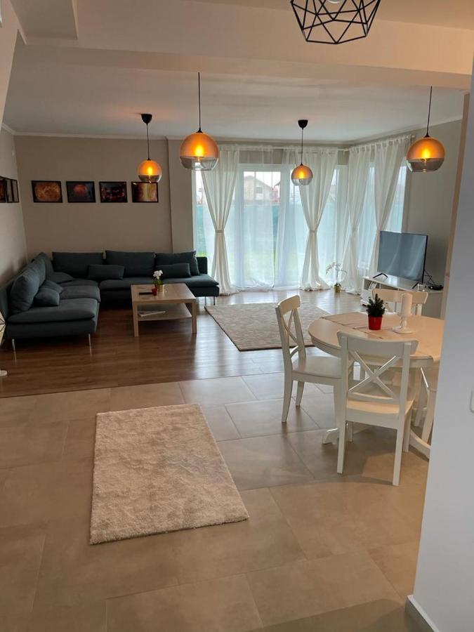 Beautiful Colors Residence Villa オトペニ エクステリア 写真
